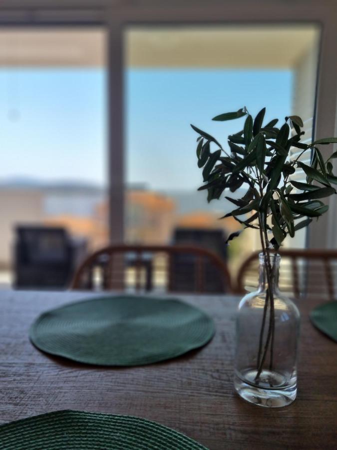 Sea View Apartment Rogoznica  Buitenkant foto